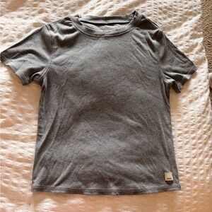 Vuori Pose Fitted Tee - medium, gray